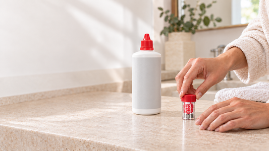 The Ultimate Guide to Using Hydrogen Peroxide-Based Cleaner for Your Contact Lenses
